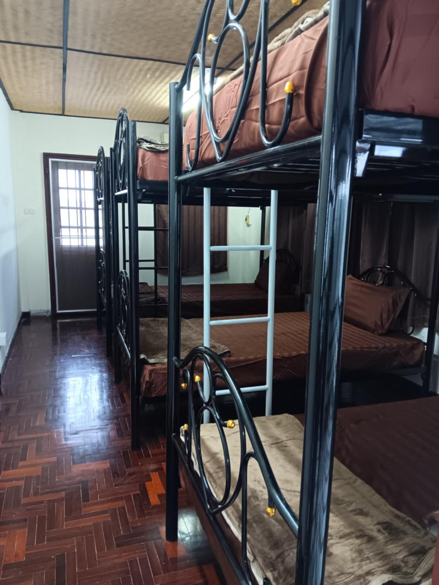 Hug Glur House&Hostel Chiang Mai Exterior foto